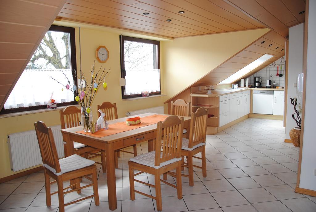 Ferienwohnung Rosengarten Osburg Exterior foto